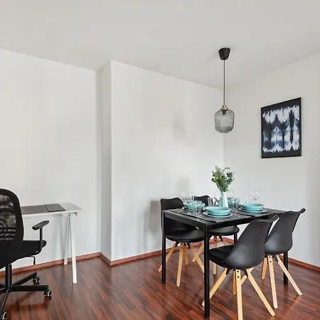 Good Homes Business & I Netflix, Kueche & 1000mbits Apartment *
